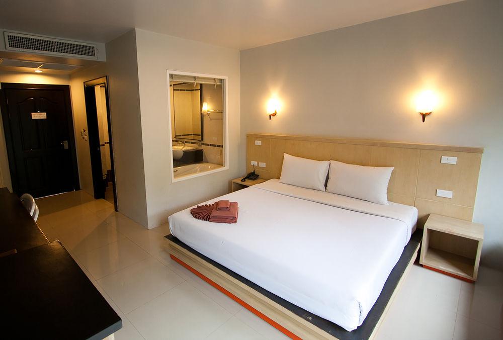 Patong Pearl Hotel Phuket Exterior foto