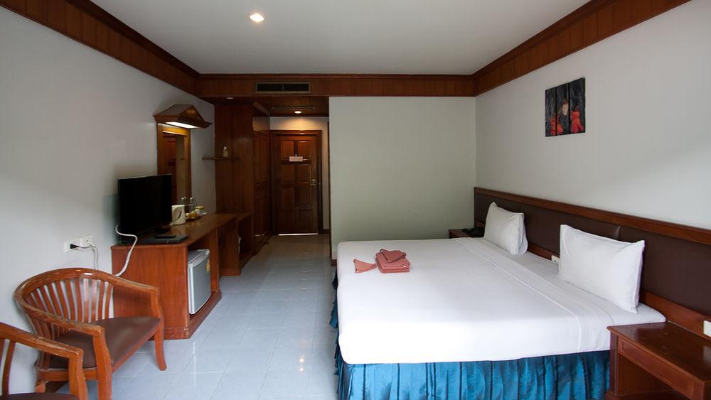 Patong Pearl Hotel Phuket Exterior foto