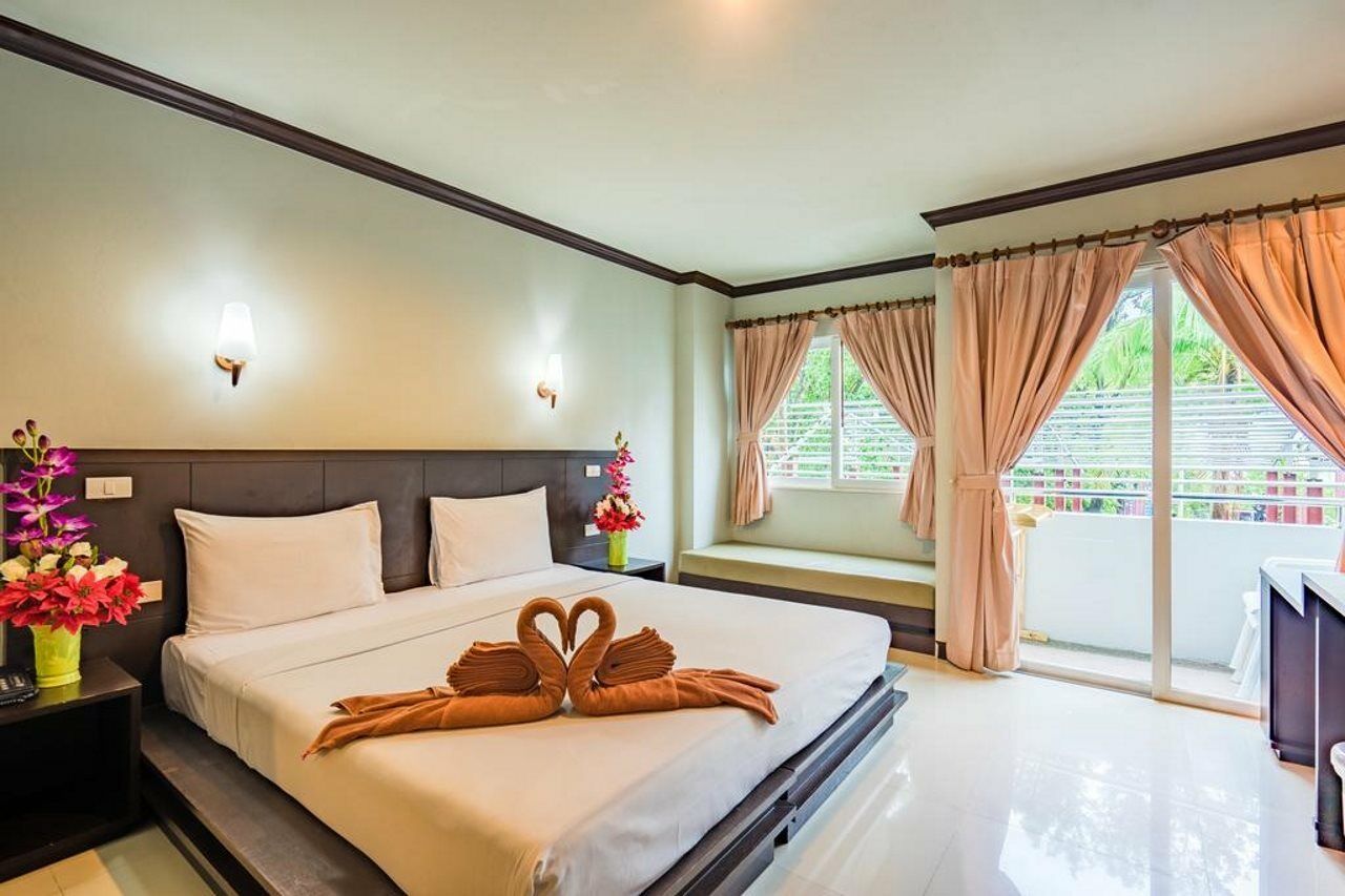 Patong Pearl Hotel Phuket Exterior foto